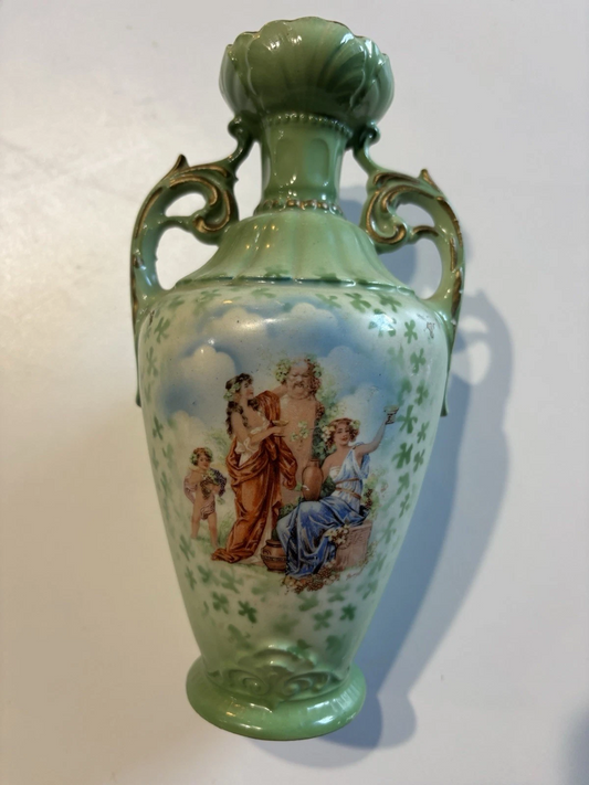 Antique Green Vase with Gold Accents – Romantic Scene Decorative Collectible