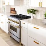 ZLINE Autograph Edition 36 Inch 4.6 Cu. Ft. Dual Fuel Range with Gold Accents, RAZ-36-G - Image 8