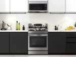 Samsung 6.3 cu. ft. Smart Freestanding Electric Range with No-Preheat Air Fry, Convection+, & Griddle, Stainless Steel NE63A6711SS - Image 3